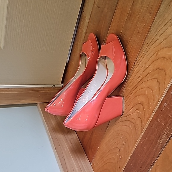 Vince Camuto Women's Berit Peep-Toe Pump "coral reef" color 🪸 - Picture 3 of 10